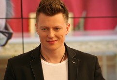 Teledysk już za chwilę!! rafal-brzozoswki-yeledysk-01