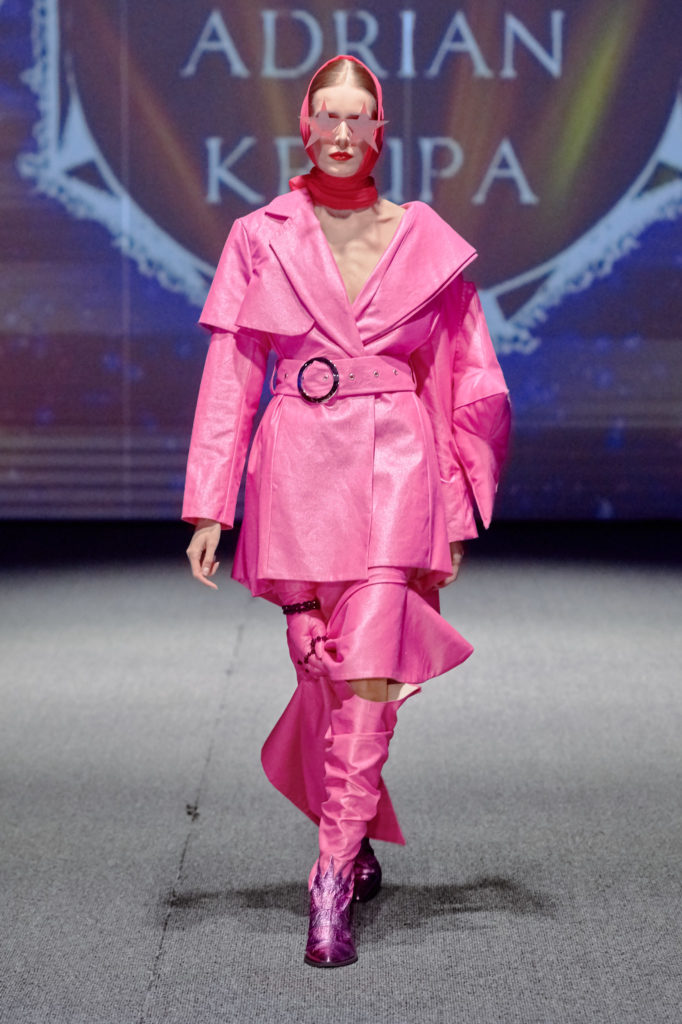 BlogStar: Adrian Krupa – zwycięzcą 10 edycji  Fashion Designer Awards - BlogStar.pl