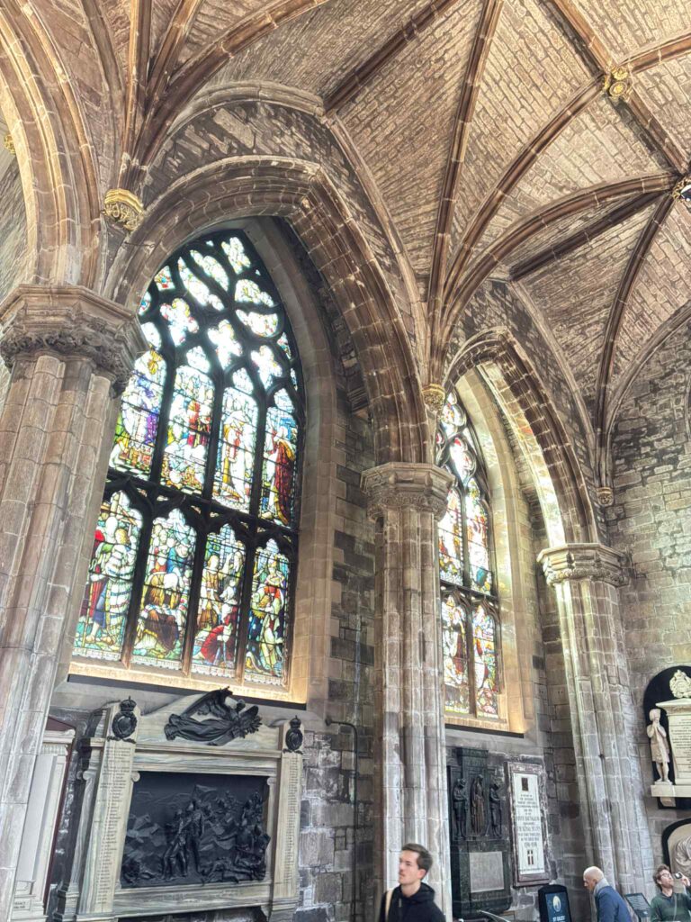 Edyta: Weekend w Edynburgu jesienią – miasto mgły, duchów i magii - BlogStar.pl